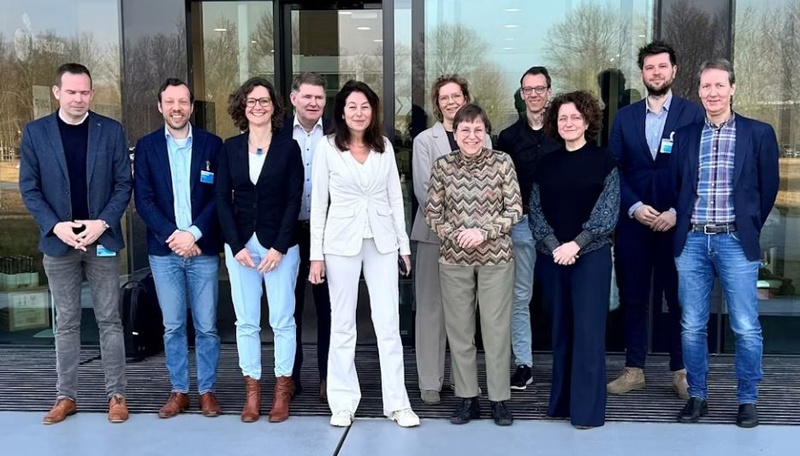 HU University of Applied Sciences Utrecht and KWR water research institute strengthen collaboration with special lecturer